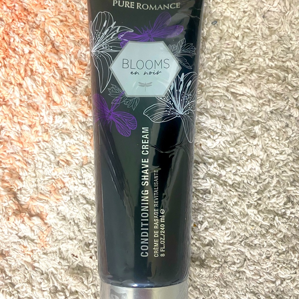 Conditioner Shaving cream